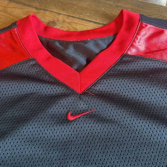 Vintage y2k Nike Play On Center Swoosh Reversible Basketball Jersey Black Red XL - Picture 7 of 9